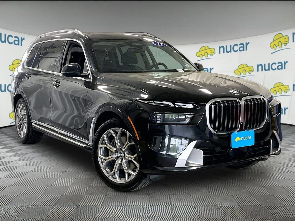 Used 2025 BMW X7 xDrive40i AWD/4WD image 1