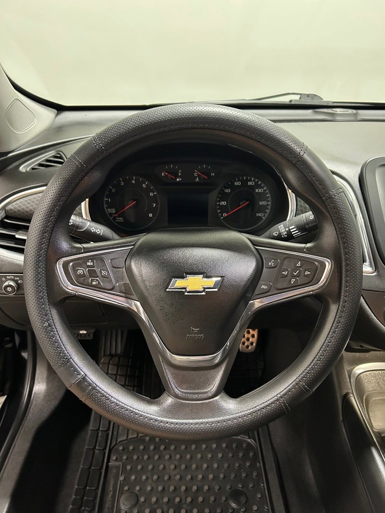 Used 2016 Chevrolet Malibu LT image 14