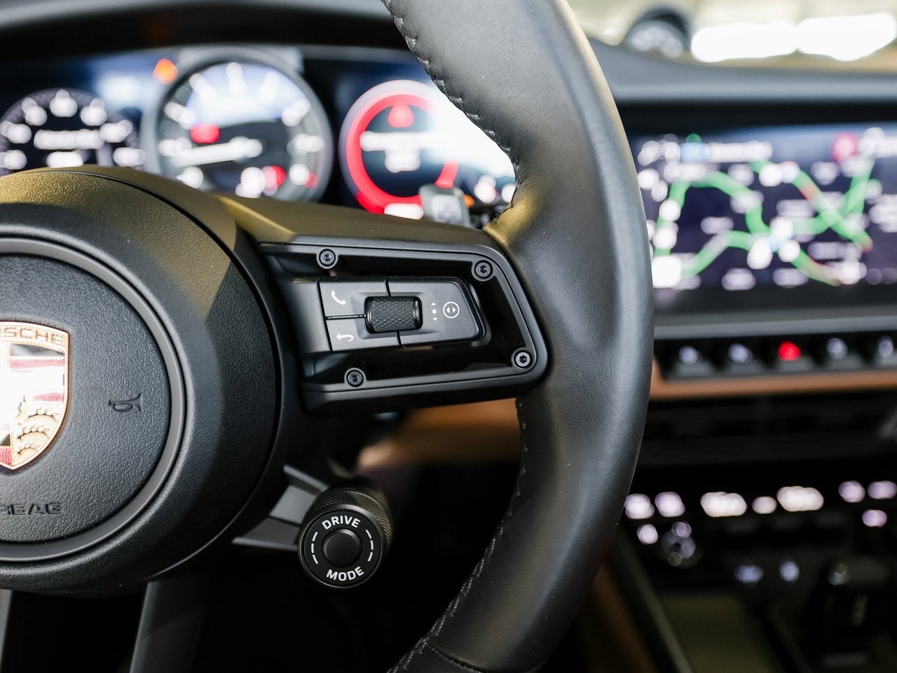 Certified 2022 Porsche 911 Carrera image 16