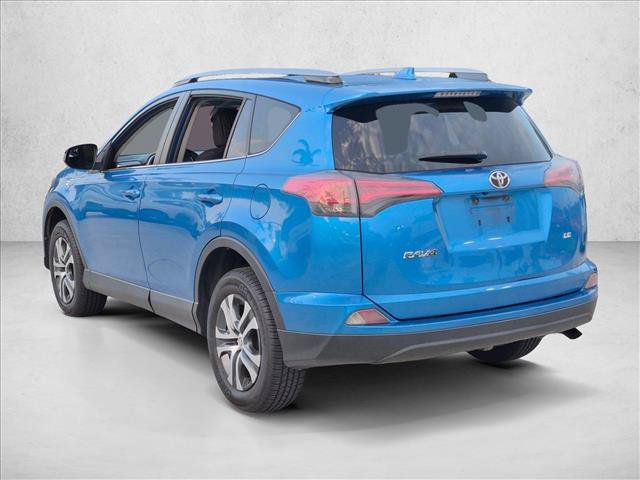 Used 2018 Toyota RAV4 LE FWD image 7
