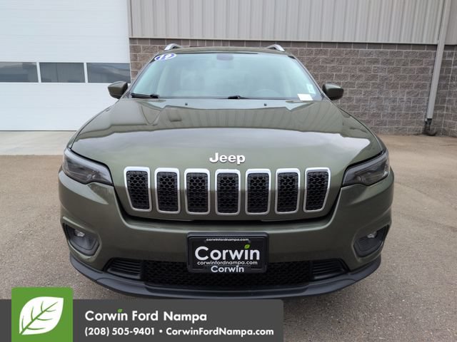 Used 2019 Jeep Cherokee Latitude w/ Cold Weather Group AWD/4WD image 8