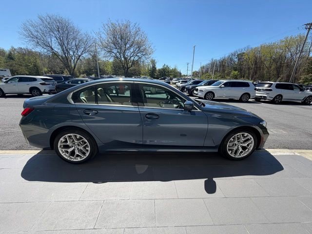 Used 2025 BMW 330i xDrive Sedan w/ Convenience Package AWD/4WD image 5