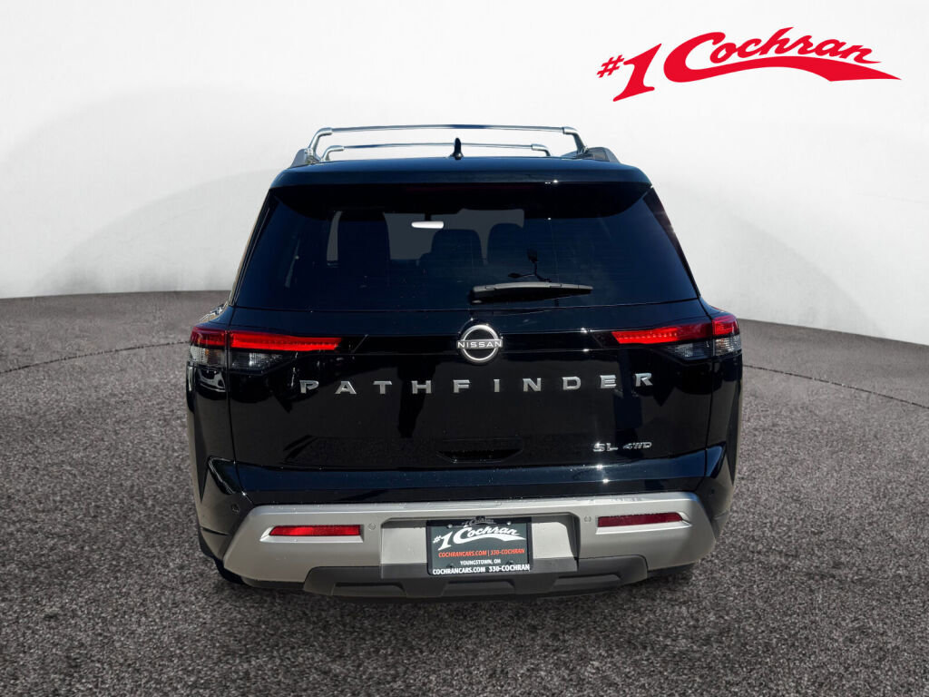 Used 2024 Nissan Pathfinder SL image 5