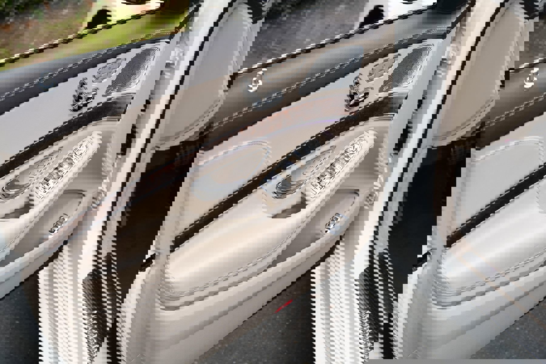 Used 2019 Mercedes-Benz S 560 Sedan image 10