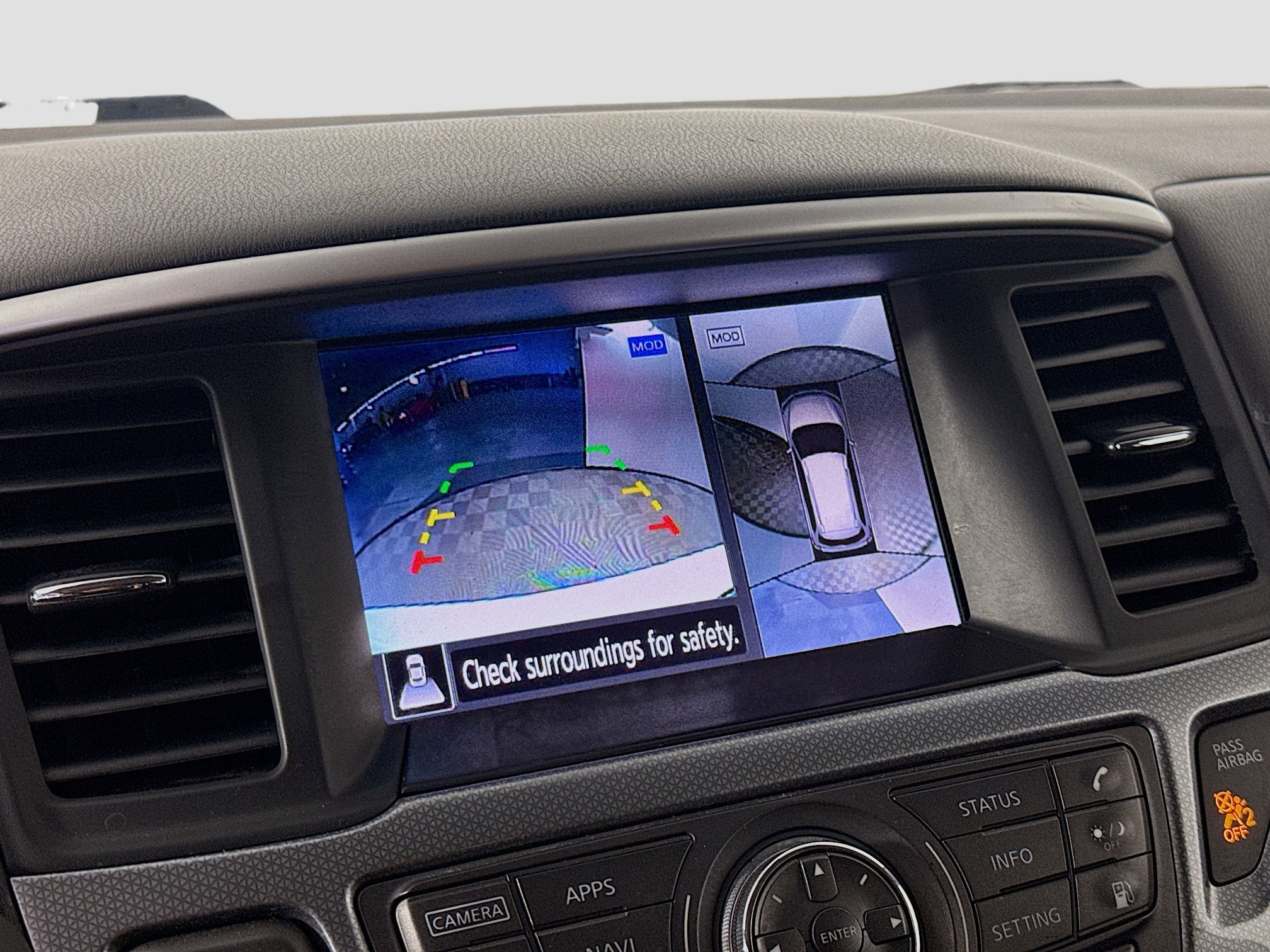 Used 2019 Nissan Pathfinder SL FWD image 19