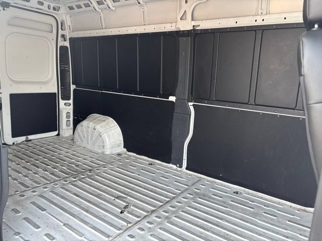 Used 2025 RAM ProMaster 2500 w/ Convenience Group FWD image 24