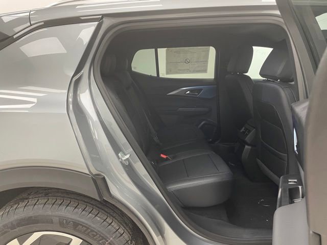 New 2026 Chevrolet Equinox EV LT image 13