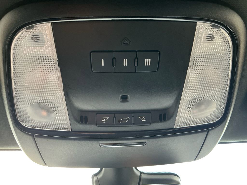 Used 2022 Dodge Durango GT image 25