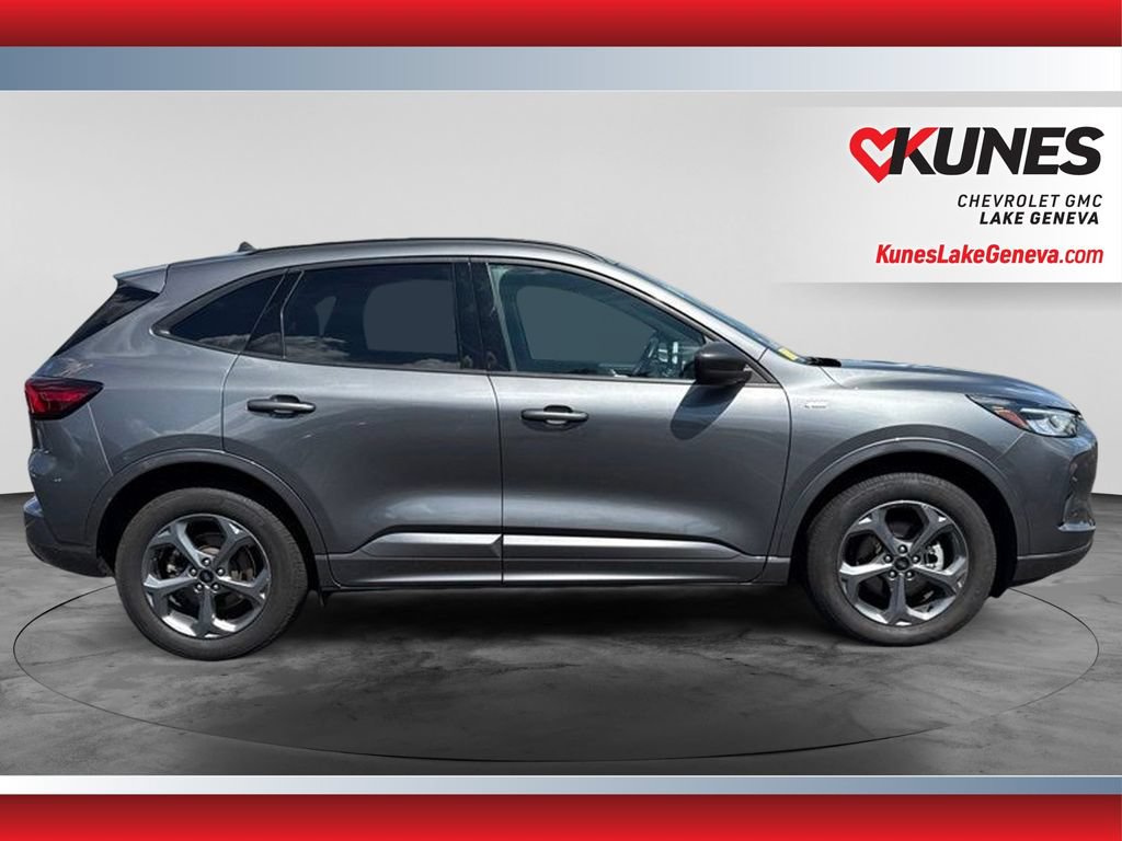 Used 2024 Ford Escape ST-Line AWD/4WD image 3