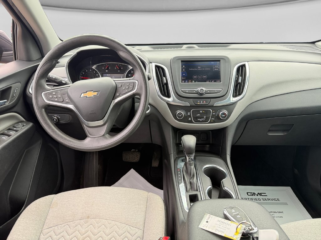 Used 2023 Chevrolet Equinox LT AWD/4WD image 24