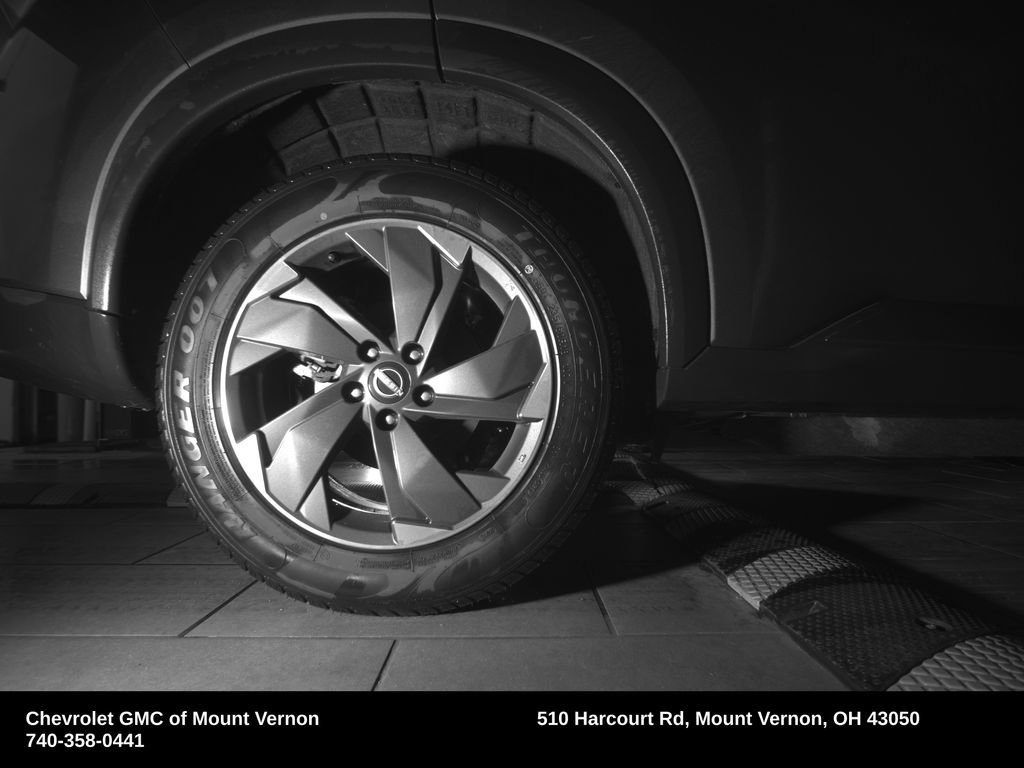 Used 2026 Nissan Rogue SV AWD/4WD image 28