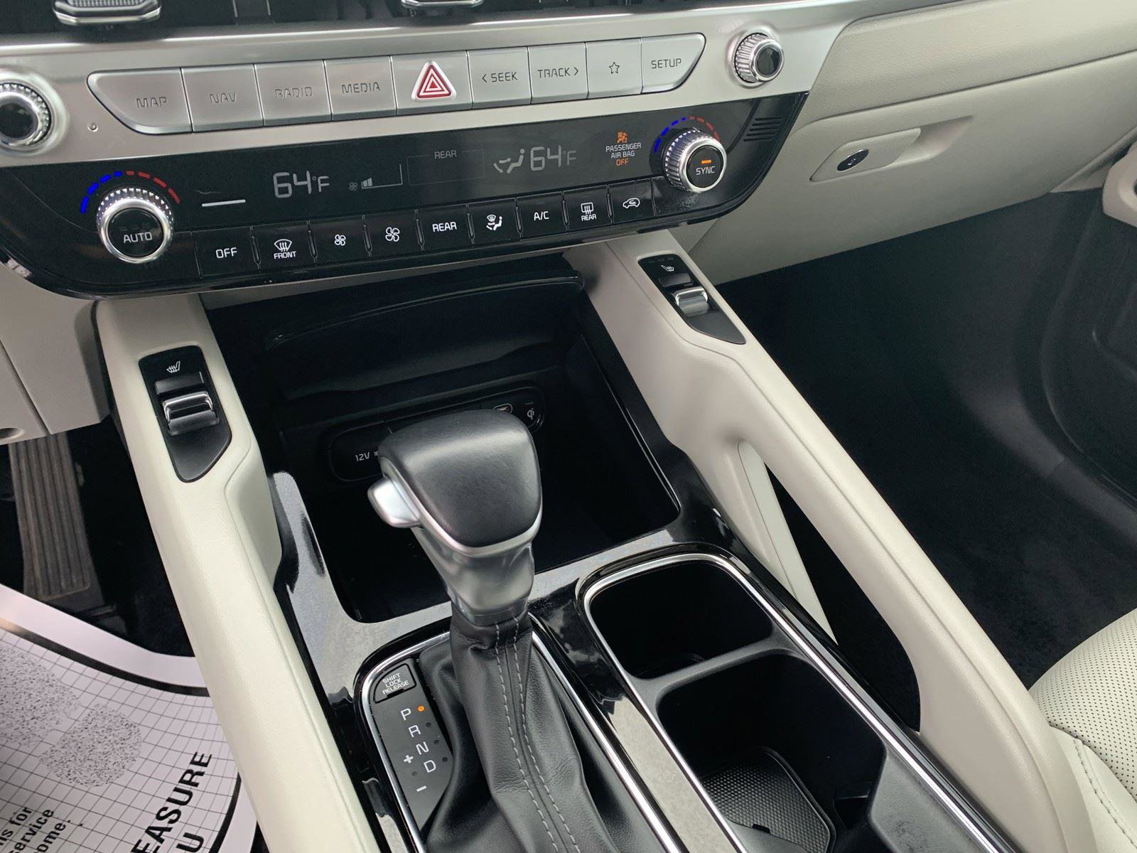 Used 2023 Kia Telluride S image 16