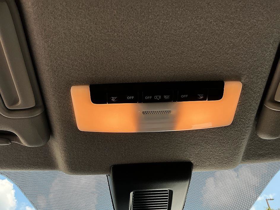 Used 2025 Nissan Kicks Play S FWD image 21
