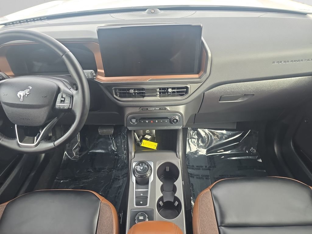 Used 2025 Ford Bronco Sport Outer Banks w/ Outer Banks Tech Package+ image 12