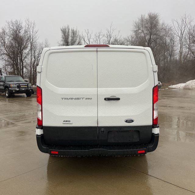 Used 2020 Ford Transit 250 Low Roof AWD image 11