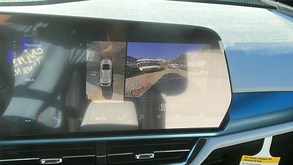 New 2026 Chevrolet Equinox EV LT image 25