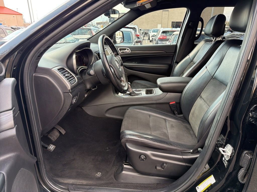Used 2021 Jeep Grand Cherokee Laredo X image 14