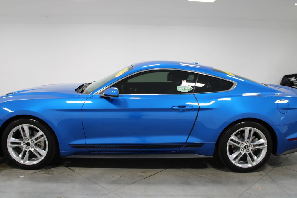 Used 2019 Ford Mustang Premium w/ Pony Package image 6