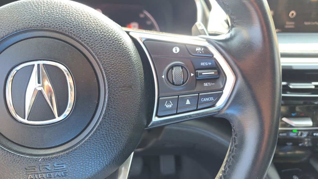 Used 2023 Acura MDX SH-AWD w/ Technology Package image 16