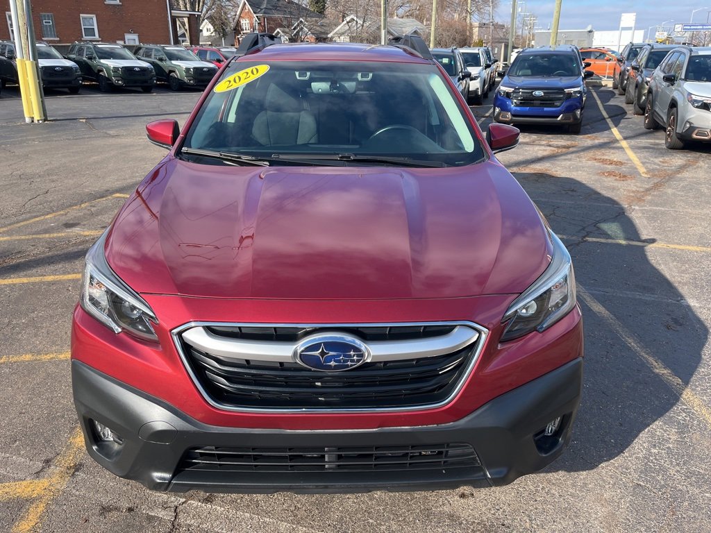 Used 2020 Subaru Outback Premium image 2