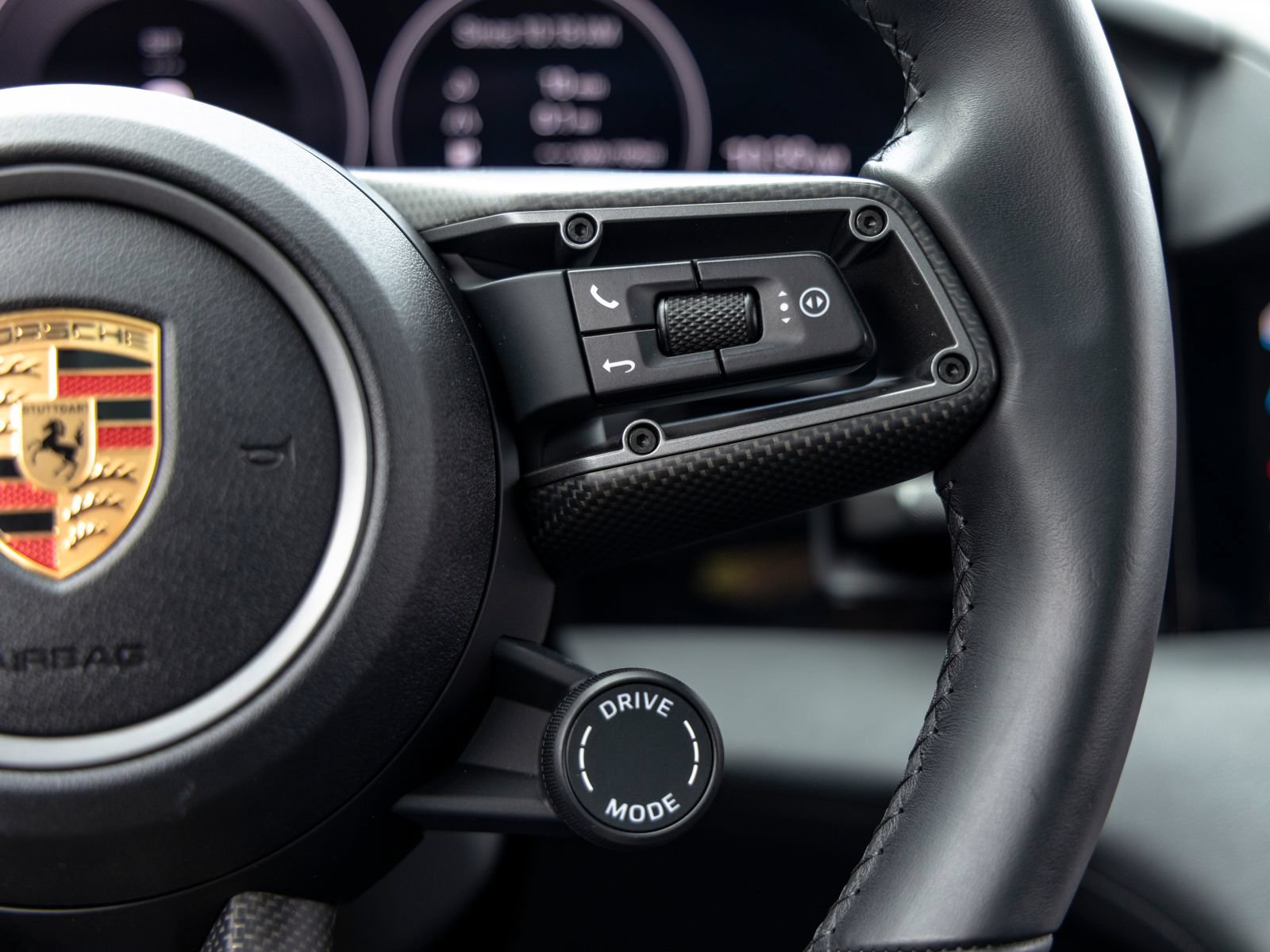 Certified 2025 Porsche Taycan RWD image 30