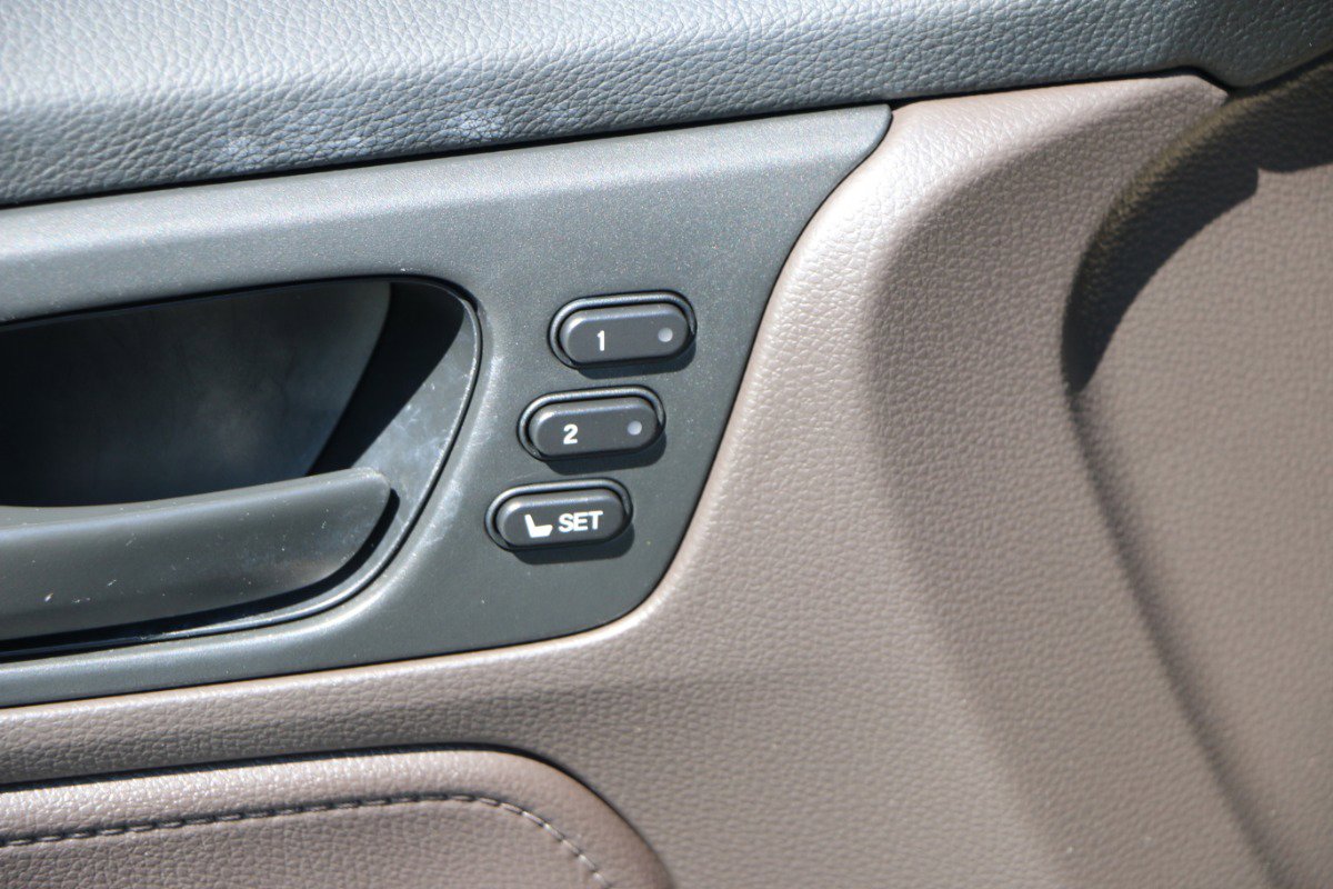 Used 2023 Honda Odyssey EX-L image 17