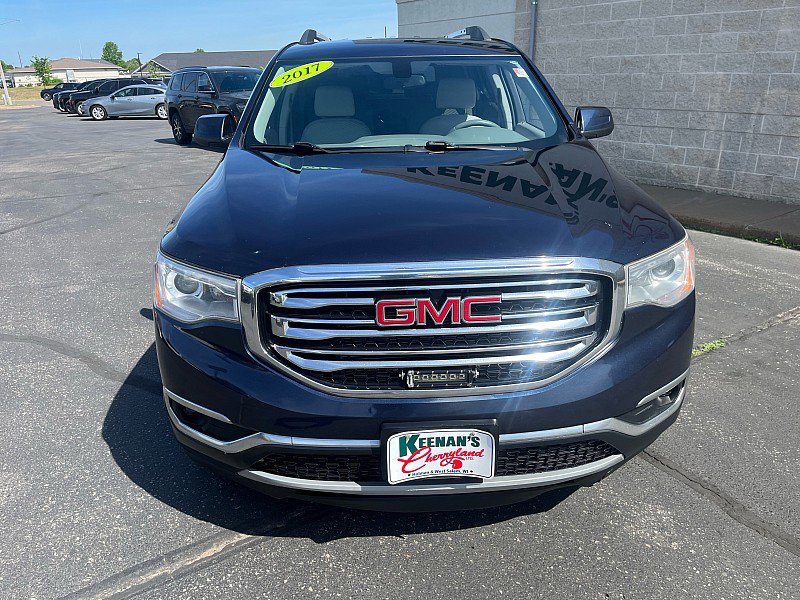 Used 2017 GMC Acadia SLE AWD/4WD image 3