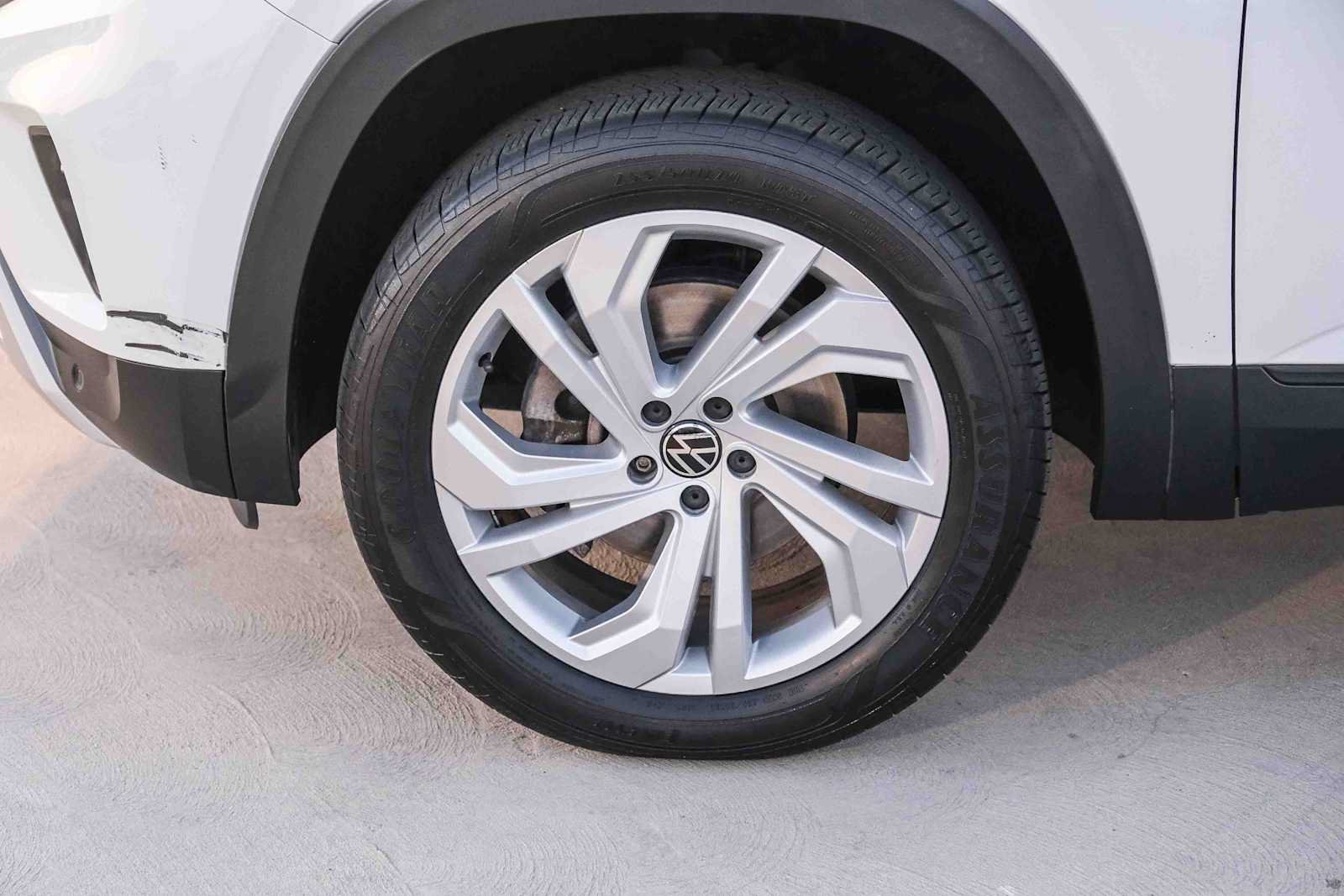 Used 2020 Volkswagen Atlas Cross Sport SEL FWD image 10