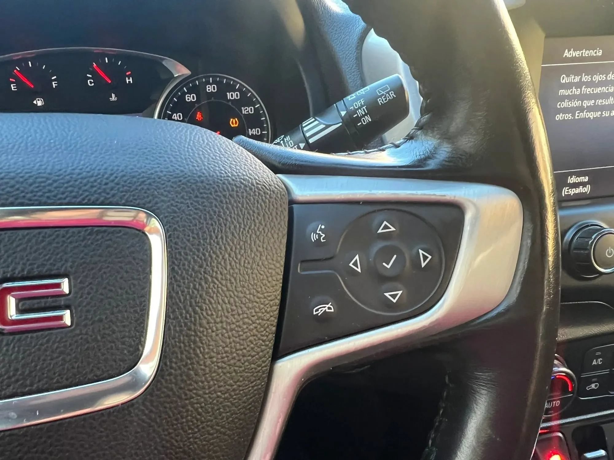 Used 2020 GMC Terrain SLT FWD image 21