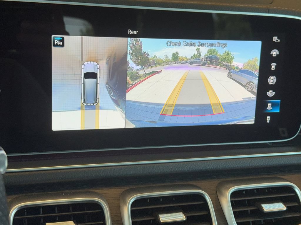 Used 2022 Mercedes-Benz GLS 450 4MATIC image 26