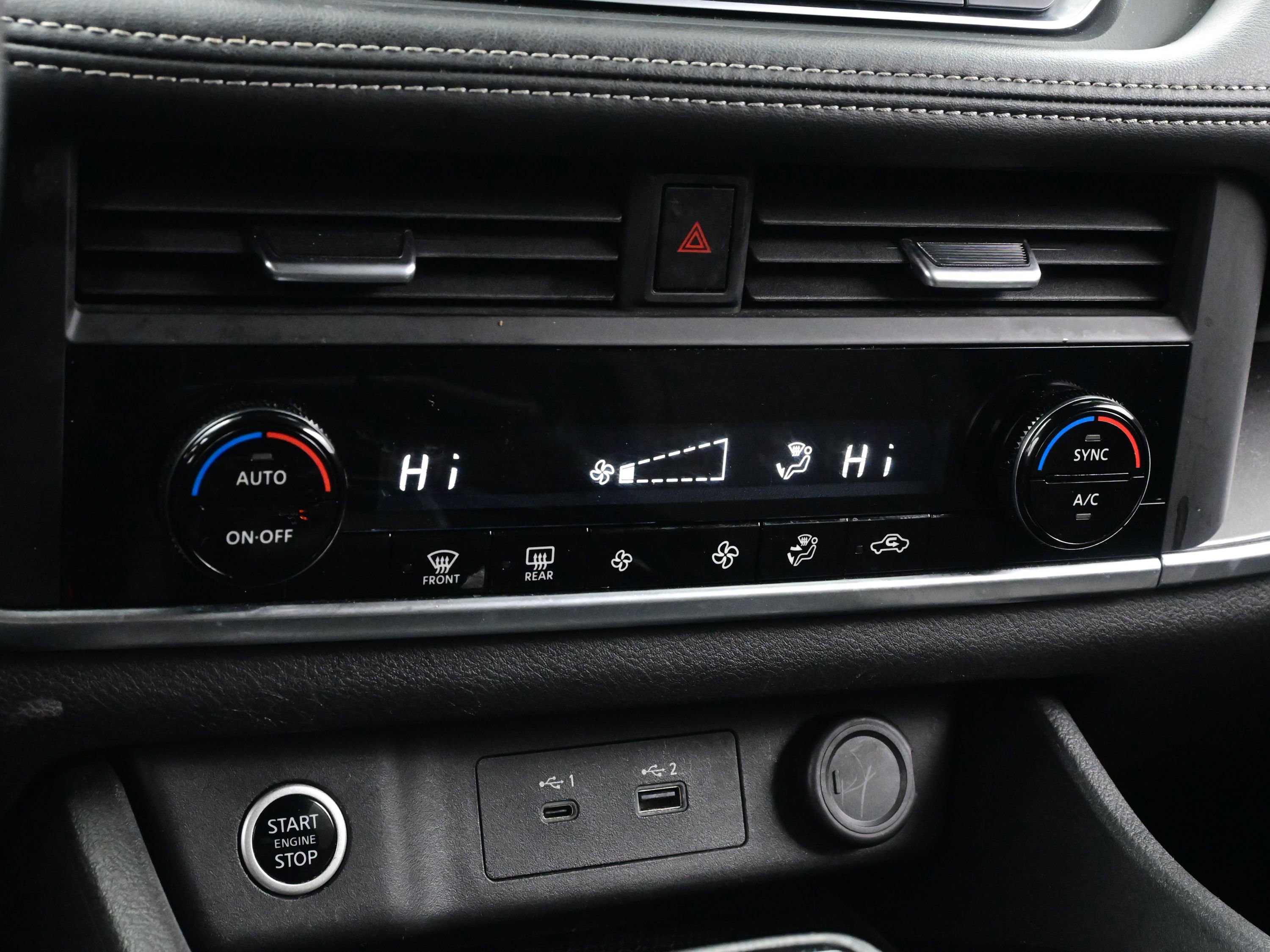 Used 2023 Nissan Rogue SV image 20