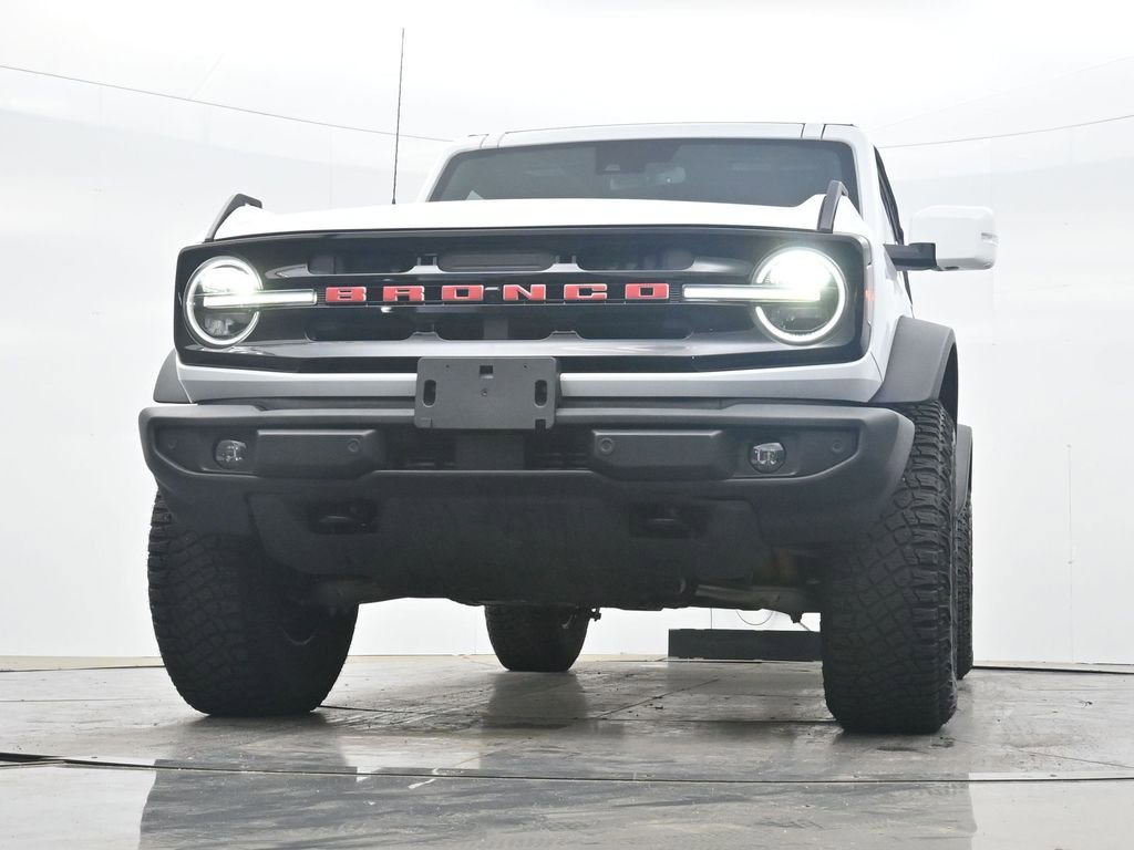 Used 2024 Ford Bronco Outer Banks w/ Sasquatch Package AWD/4WD image 31