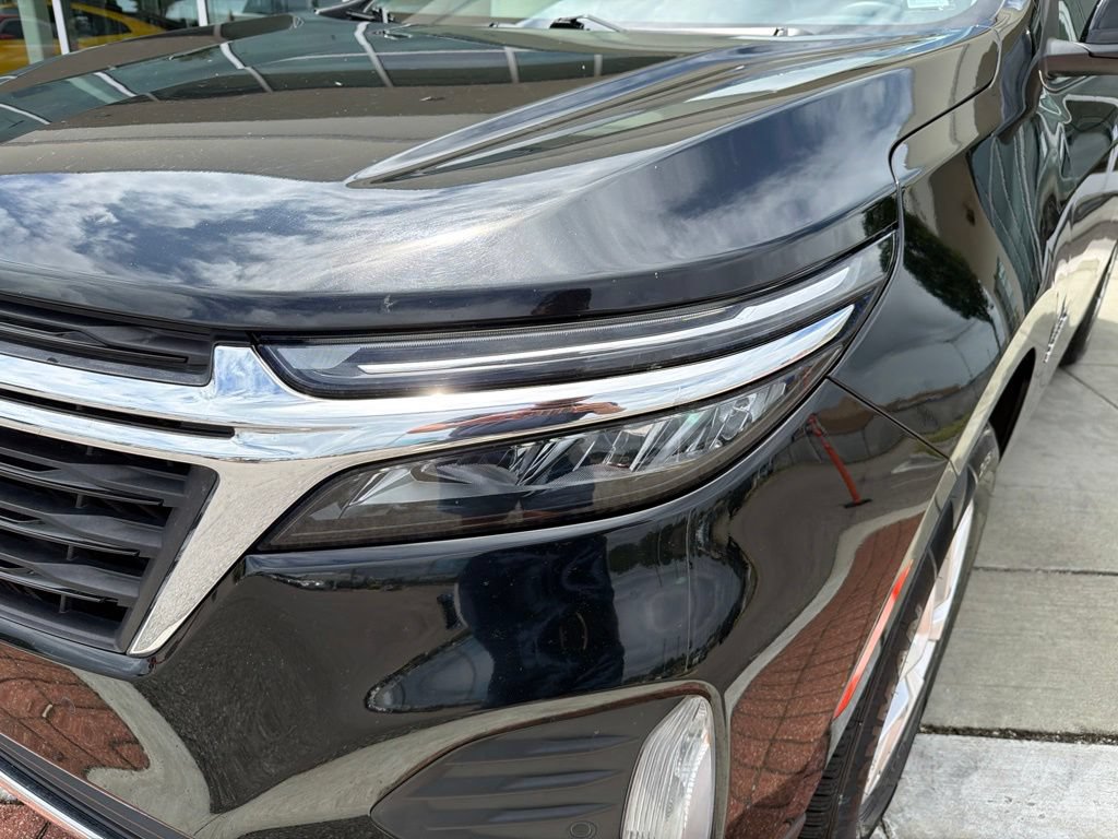 Used 2024 Chevrolet Equinox LT AWD/4WD image 12