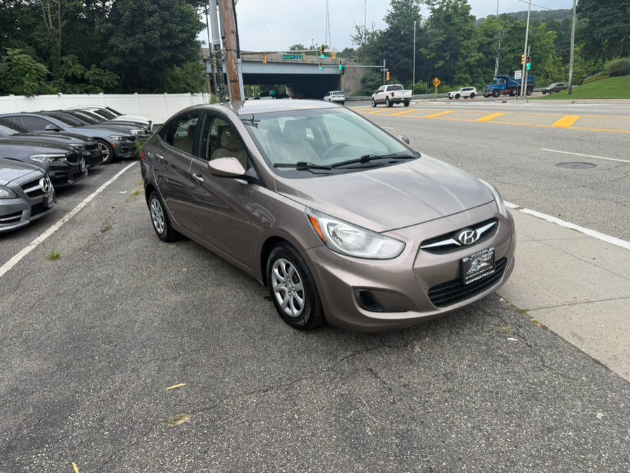 Used 2014 Hyundai Accent GLS FWD image 12