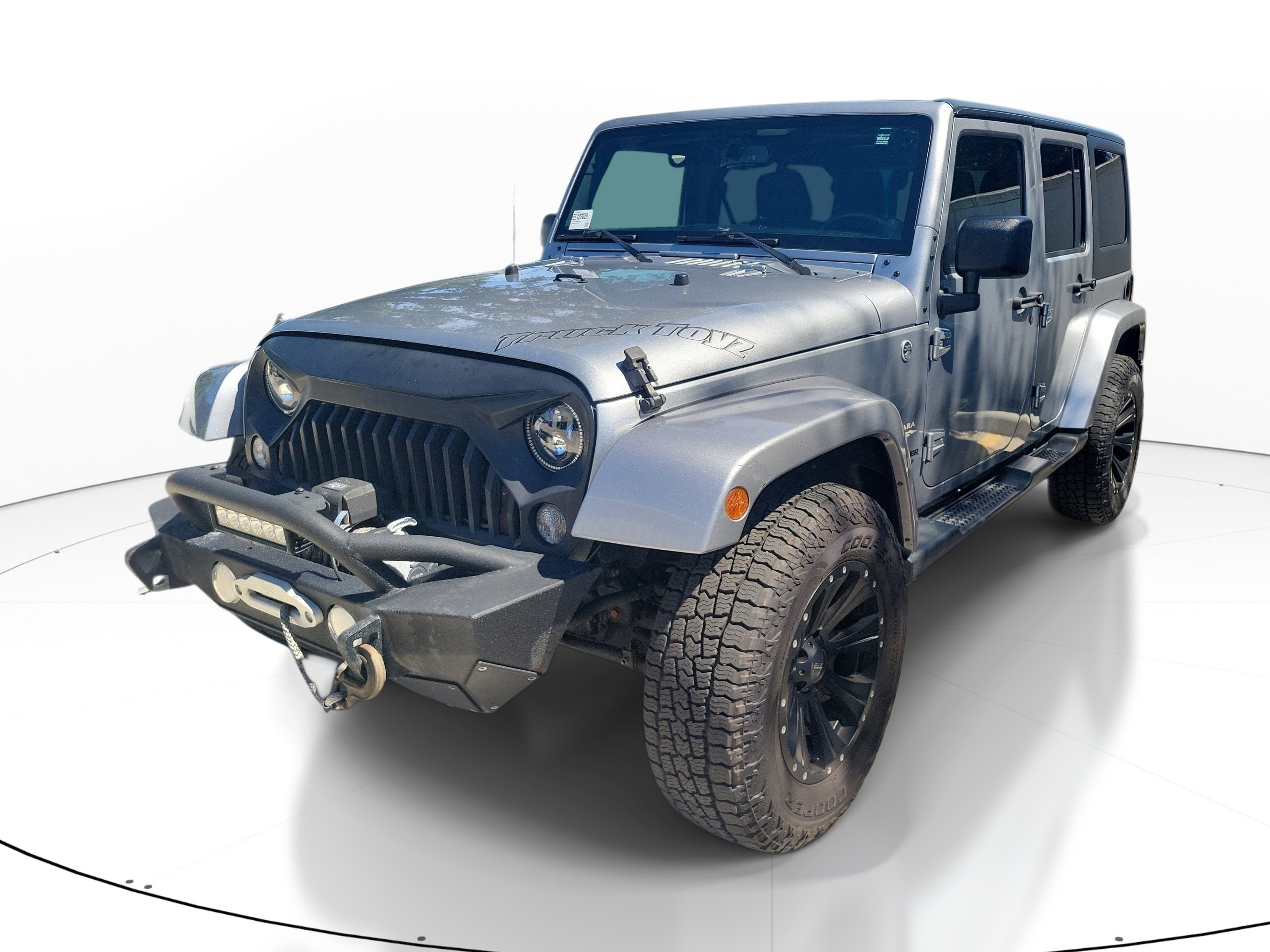Used 2014 Jeep Wrangler Unlimited Sahara w/ Dual Top Group AWD/4WD image 3