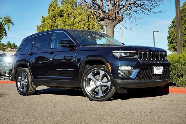 New 2023 Jeep Grand Cherokee Limited 4xe image 2