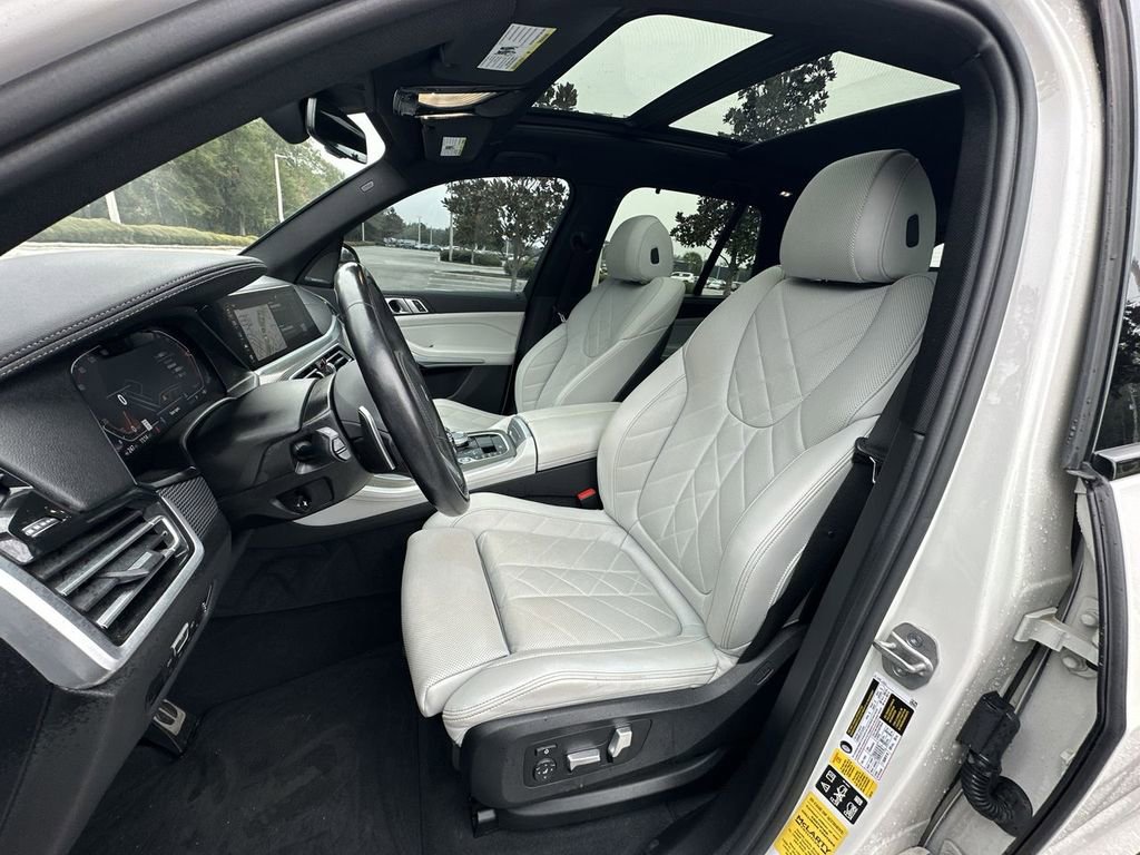 Used 2023 BMW X5 xDrive40i w/ Executive Package image 13