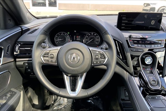 Used 2025 Acura RDX SH-AWD image 4