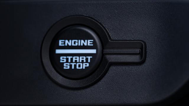 Used 2025 Ford Bronco RETRO image 38