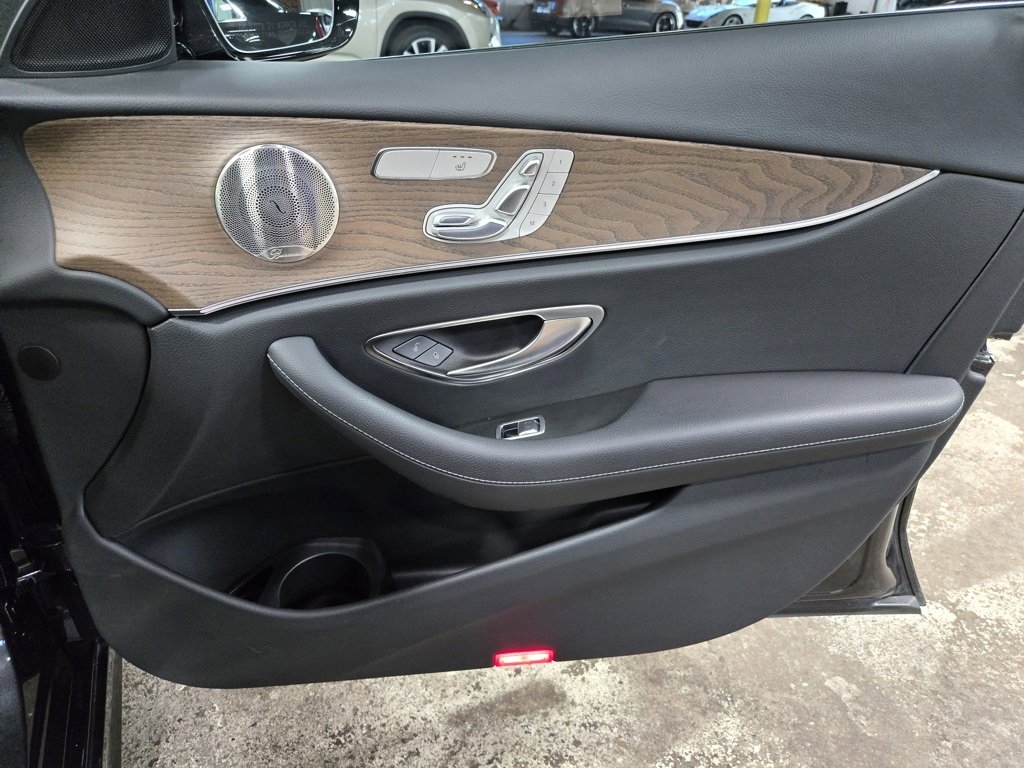 Used 2022 Mercedes-Benz E 350 4MATIC Sedan image 56