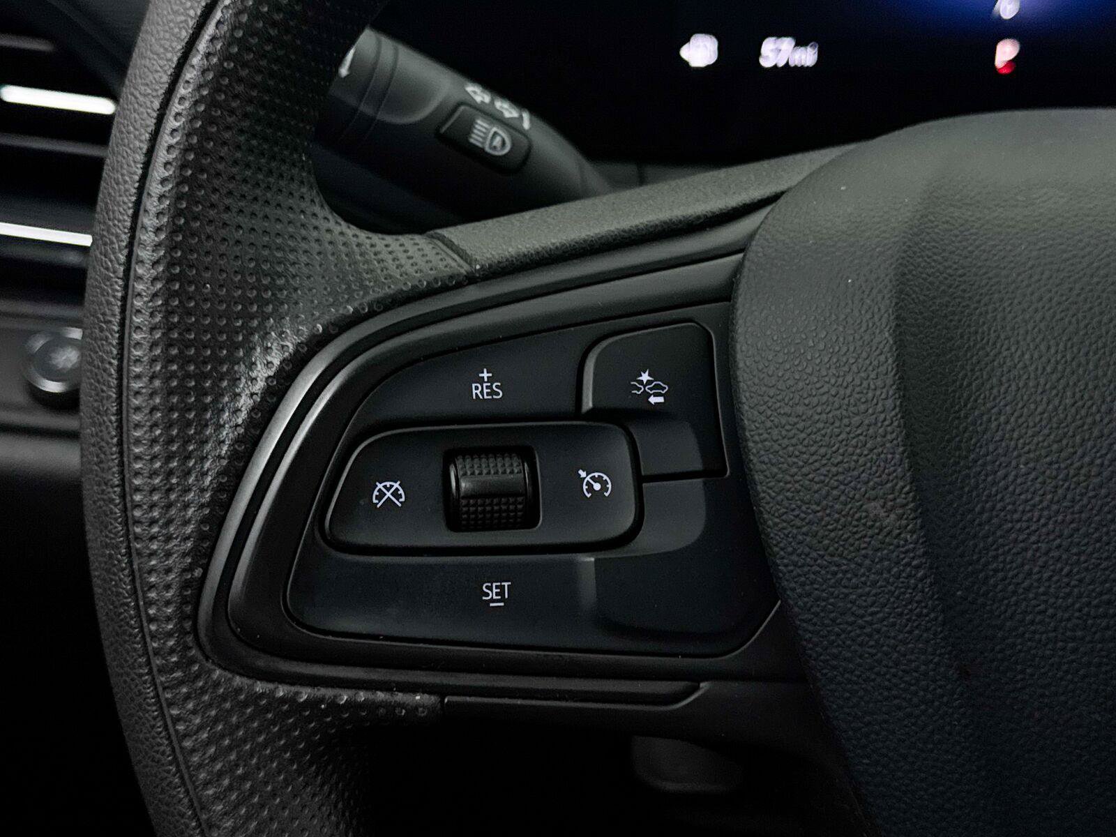 Used 2026 Buick Envista Preferred FWD image 29