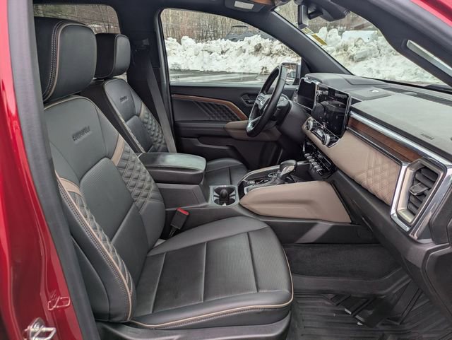 Used 2023 GMC Canyon Denali image 34