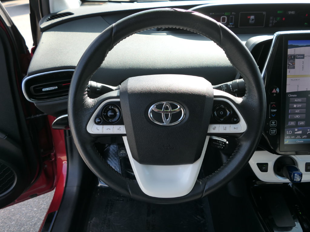 Used 2017 Toyota Prius Prime Advanced w/ Carpet Mat Package FWD image 16