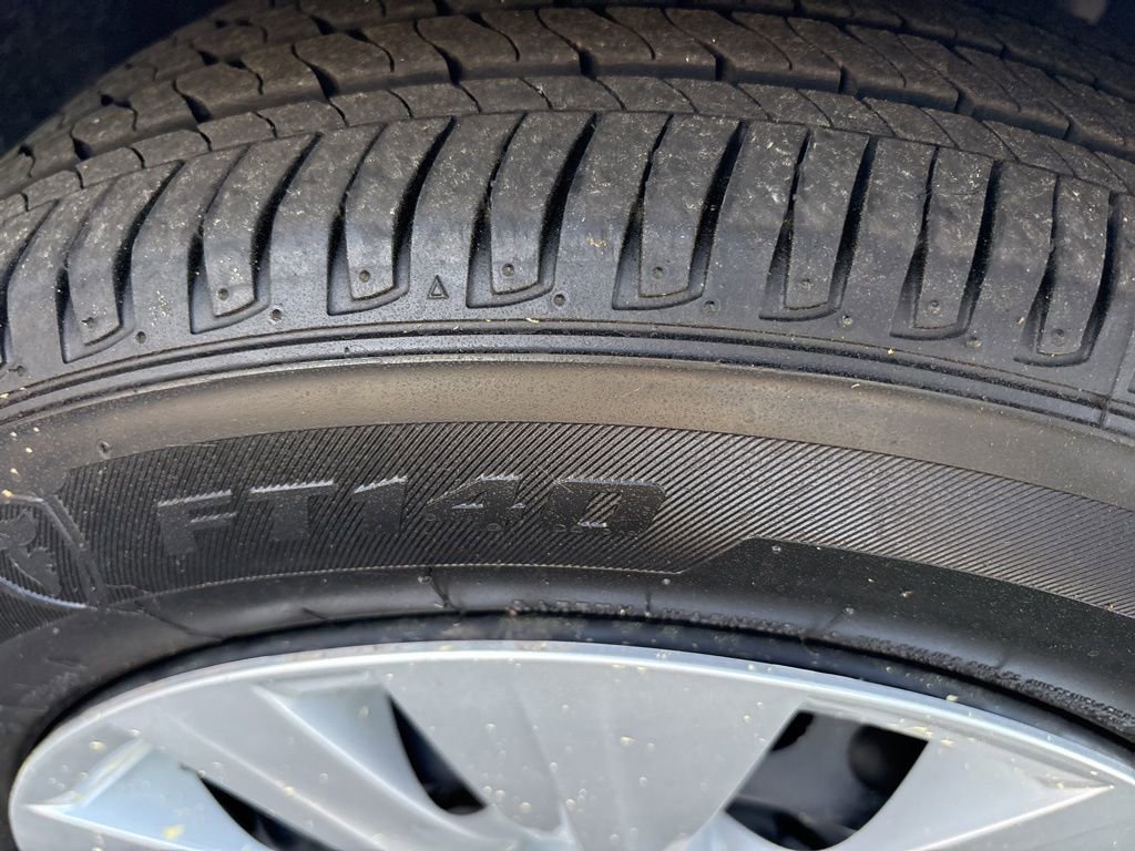 Used 2025 Nissan Sentra S FWD image 10