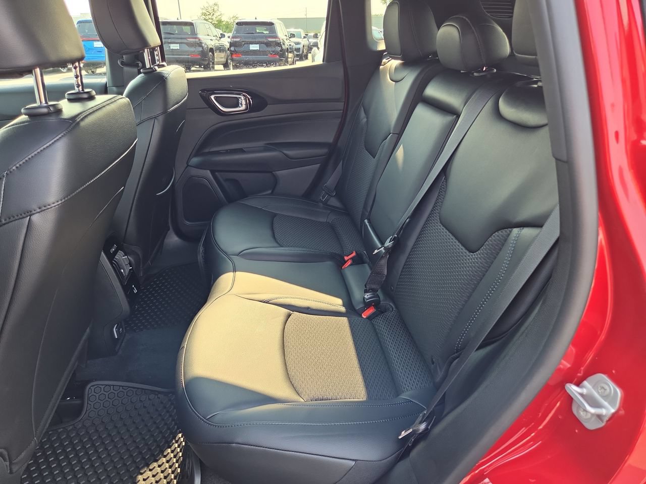 New 2026 Jeep Compass Latitude AWD/4WD image 14