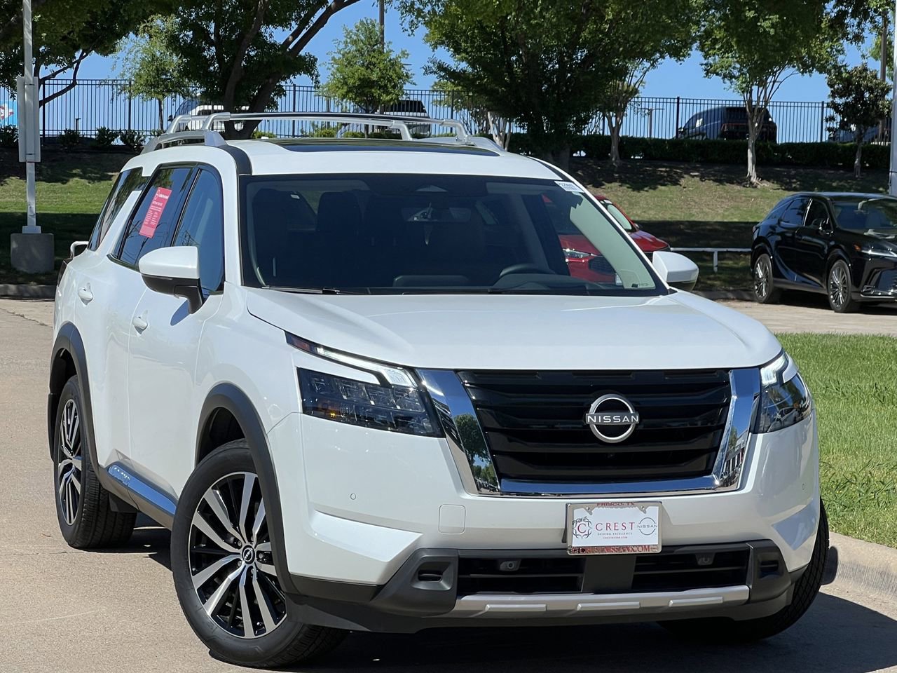 Certified 2025 Nissan Pathfinder Platinum w/ Cargo Package image 2