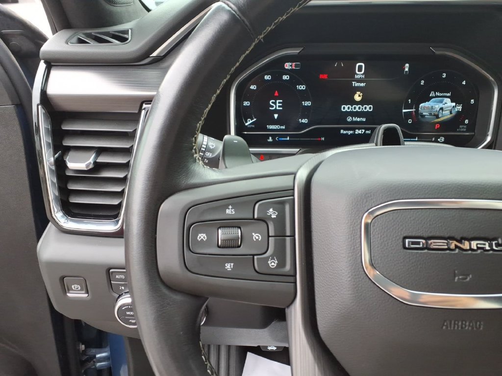 Used 2024 GMC Sierra 1500 Denali Ultimate AWD/4WD image 21