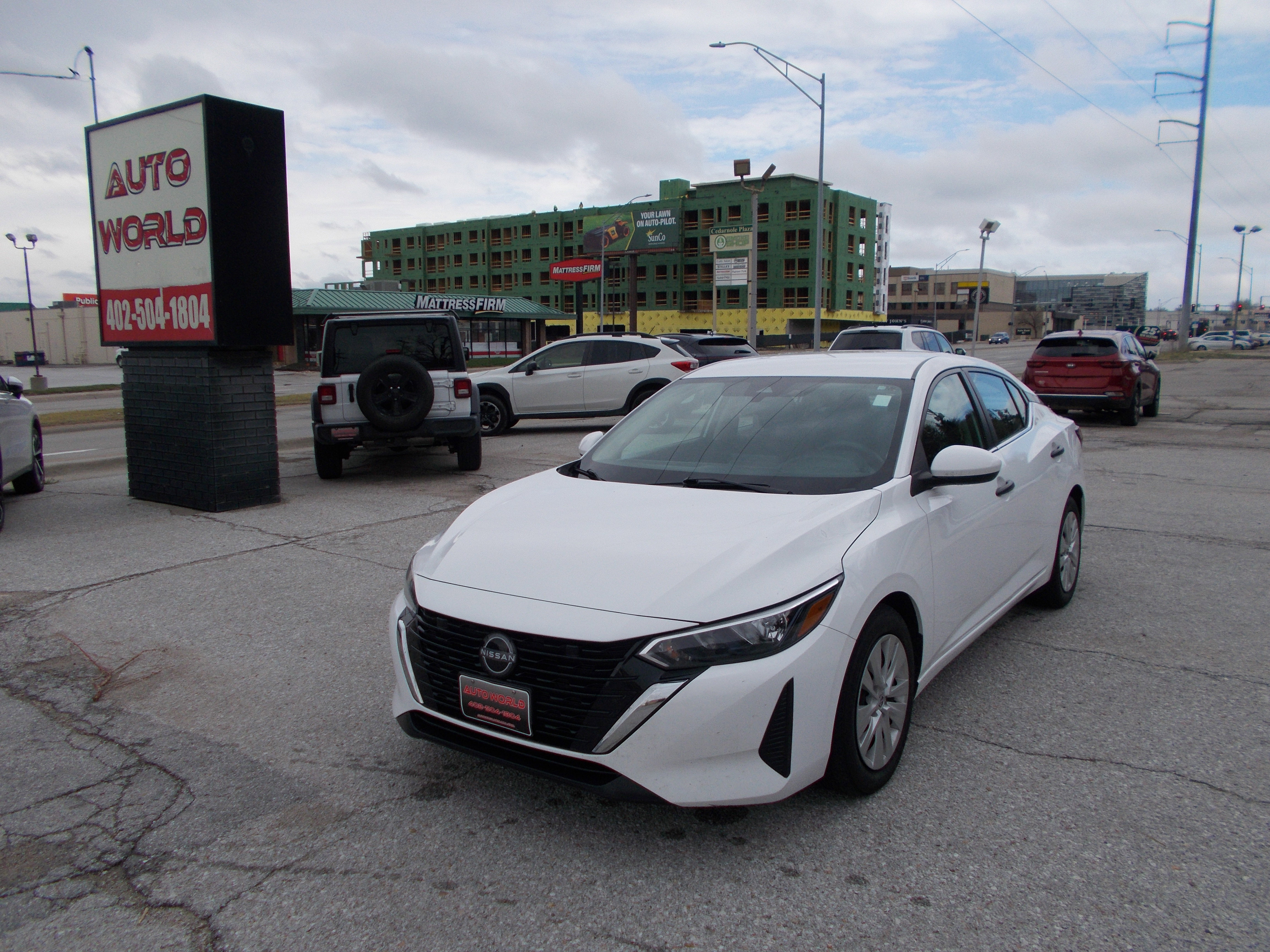 Used 2024 Nissan Sentra S image 1