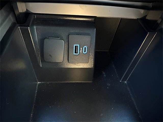 Used 2023 Ford Explorer Limited image 34