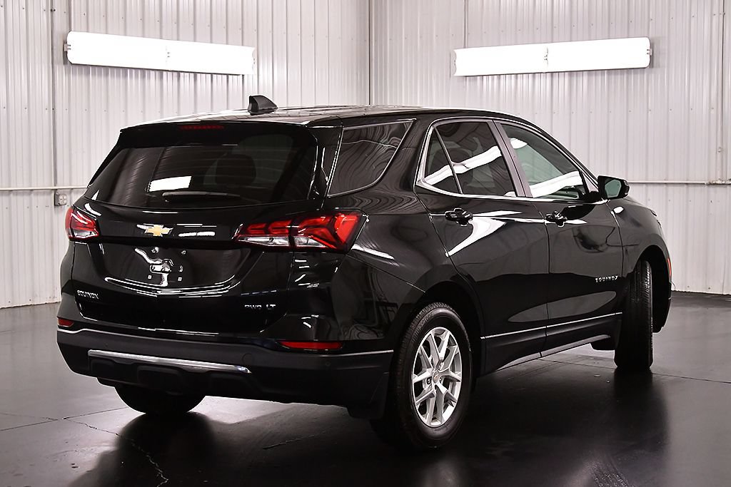 Used 2024 Chevrolet Equinox LT AWD/4WD image 7